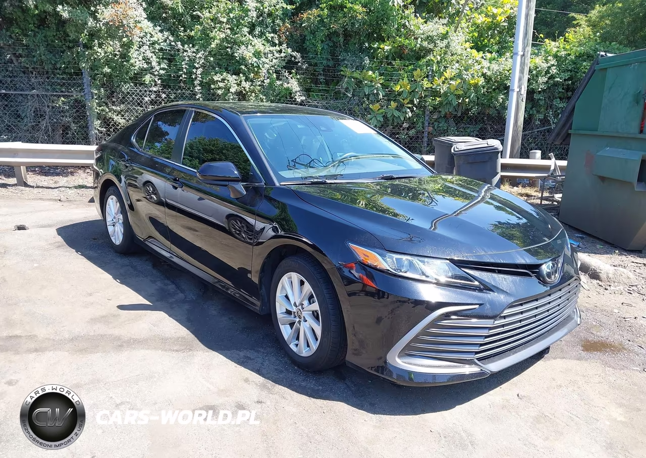 2023 Toyota Camry Le – zdjęcie 1 z 16