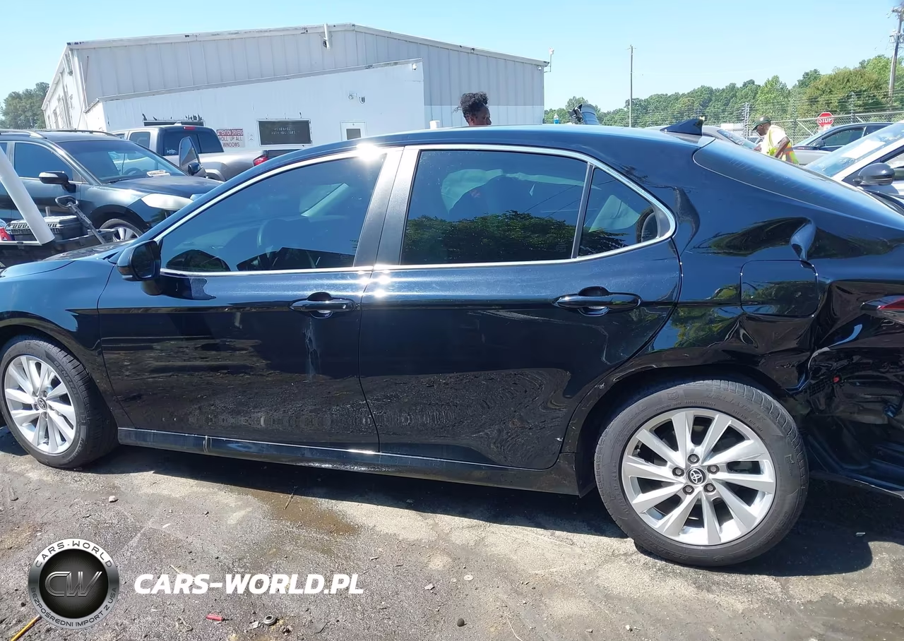 2023 Toyota Camry Le VIN:4T1C11AK8PU828070 - 14