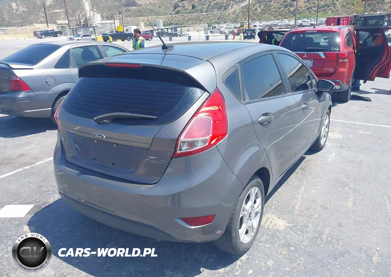 2014 Ford Fiesta Se VIN:3FADP4EJ9EM114238 - 4
