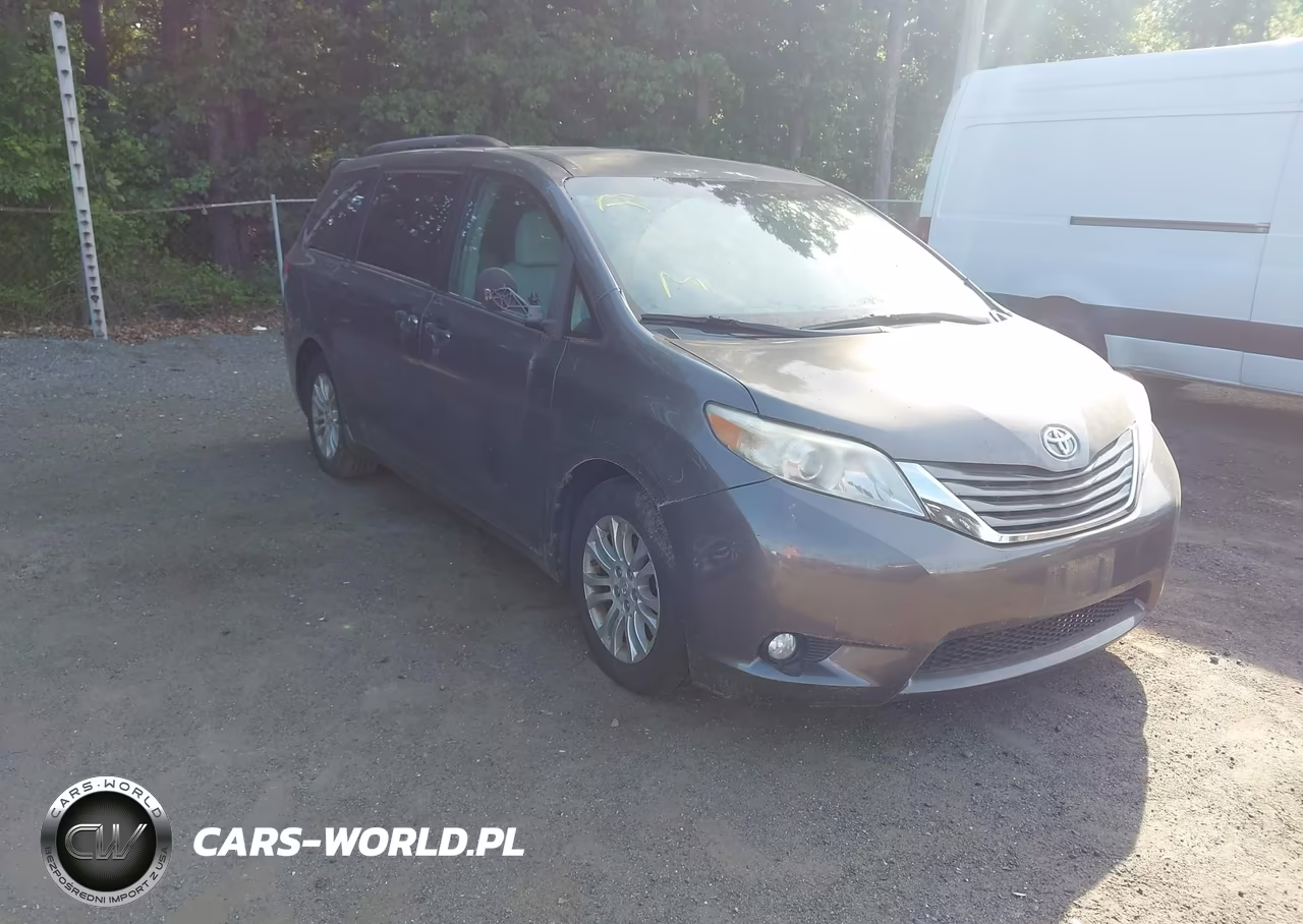 2011 Toyota Sienna Xle V6
