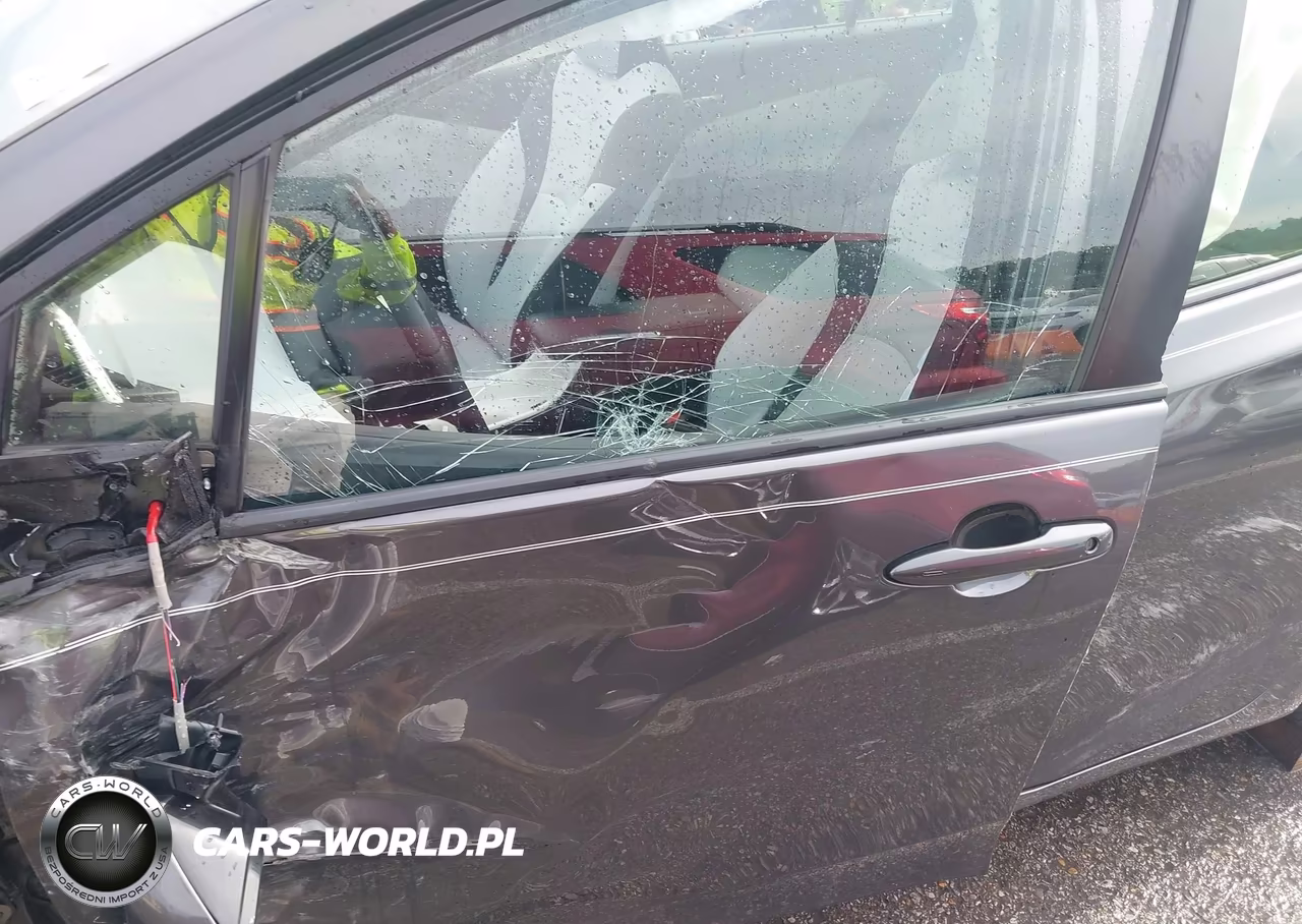 2018 Toyota Prius Four VIN:JTDKARFU2J3064870 - 19