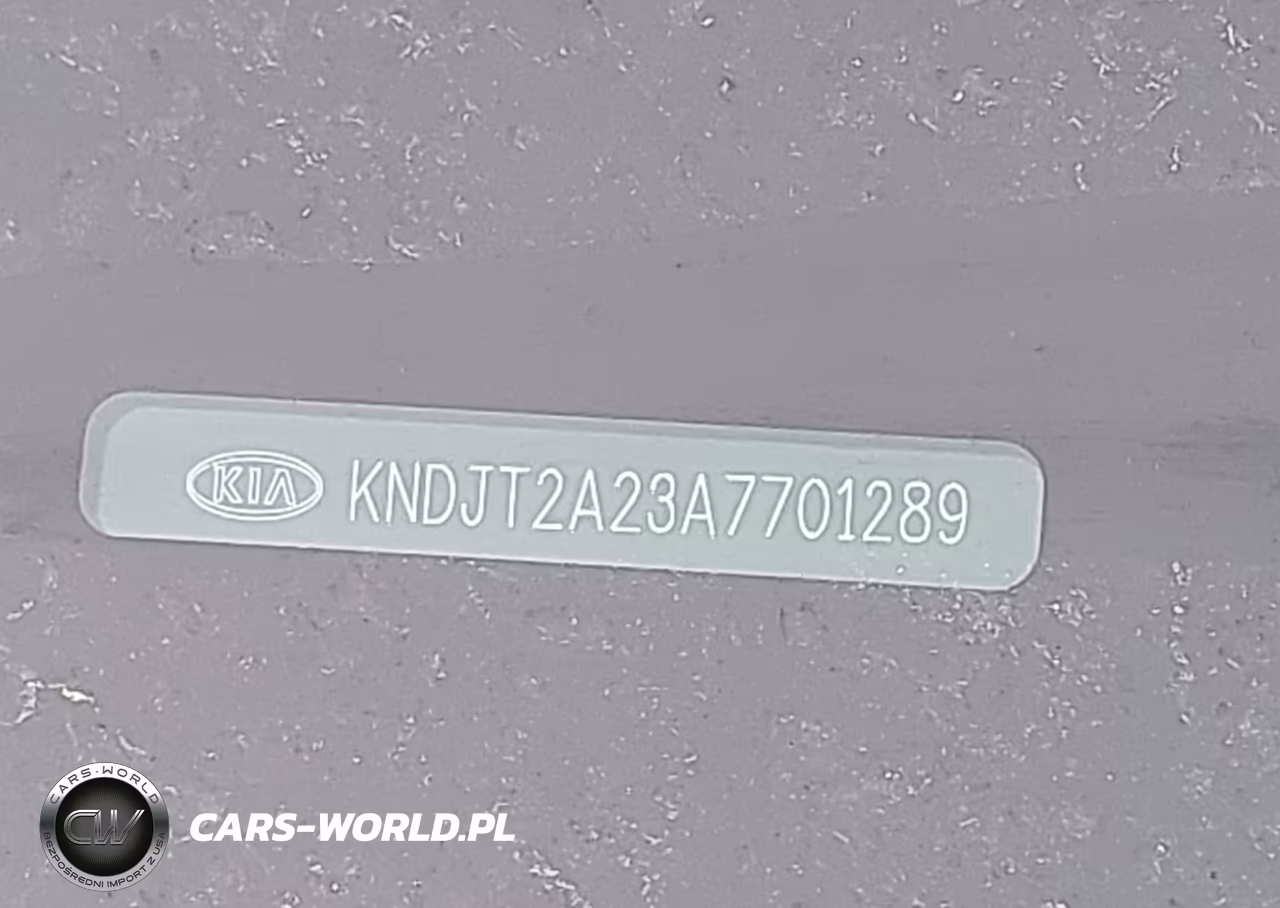 2010 Kia Soul + VIN:KNDJT2A23A7701289 - 17