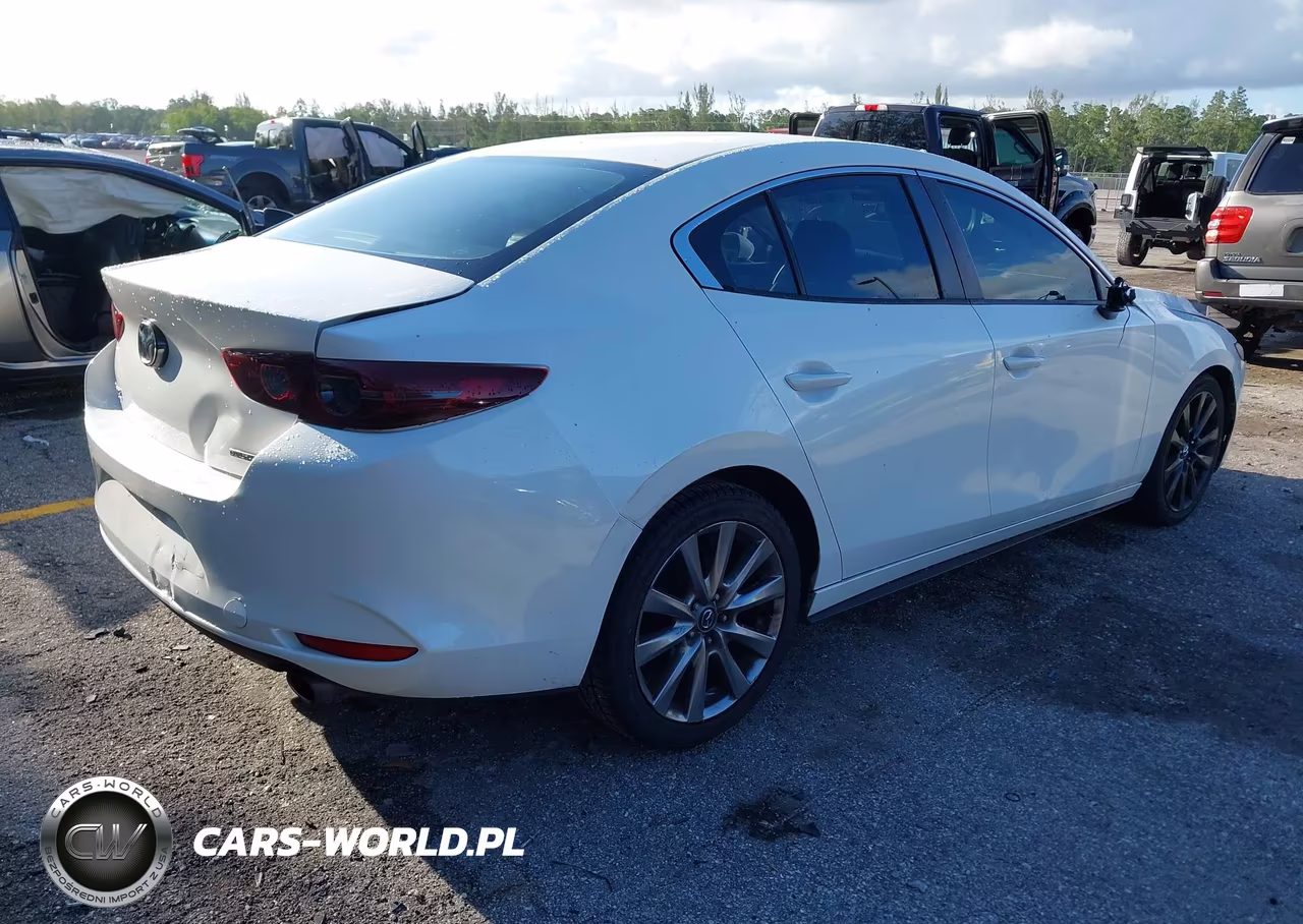 2019 Mazda Mazda3 Select Package VIN:3MZBPAAL0KM107050 - 4
