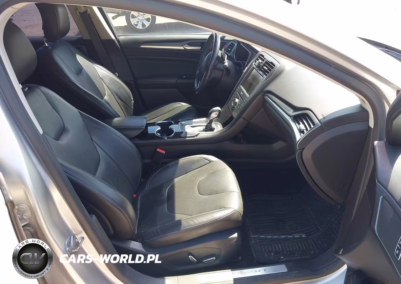 2014 Ford Fusion Titanium VIN:3FA6P0K91ER283572 - 5