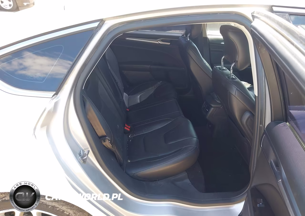 2014 Ford Fusion Titanium VIN:3FA6P0K91ER283572 - 8