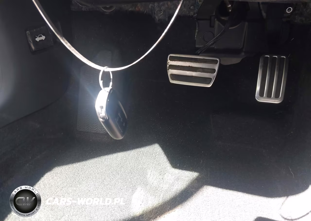 HONDA CIVIC SPOR VIN:2HGFE2F51PH517325 - 11