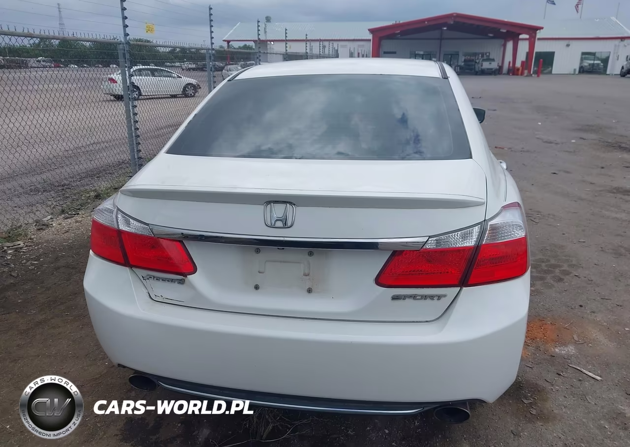 2015 Honda Accord Sport VIN:1HGCR2F52FA096056 - 16