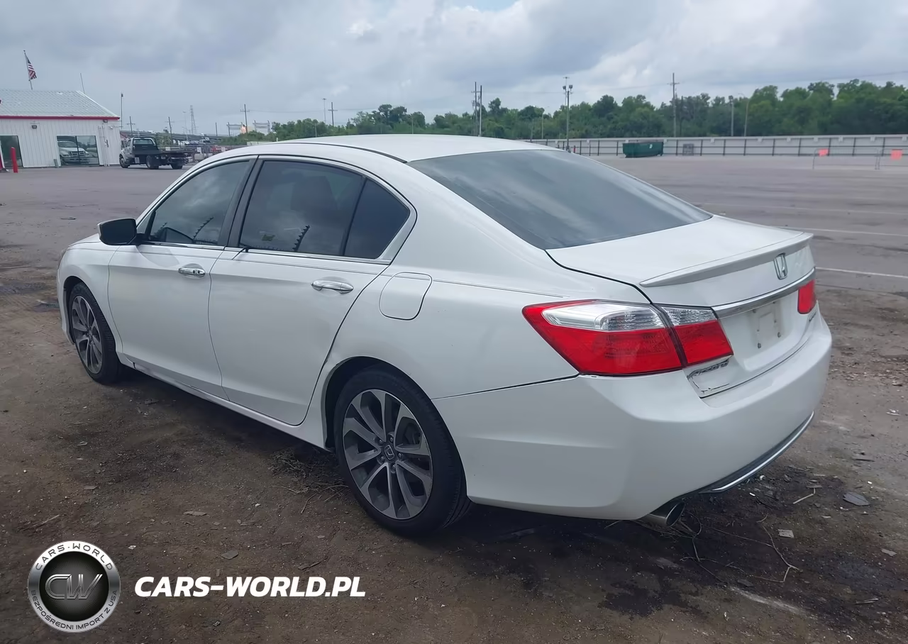 2015 Honda Accord Sport VIN:1HGCR2F52FA096056 - 3