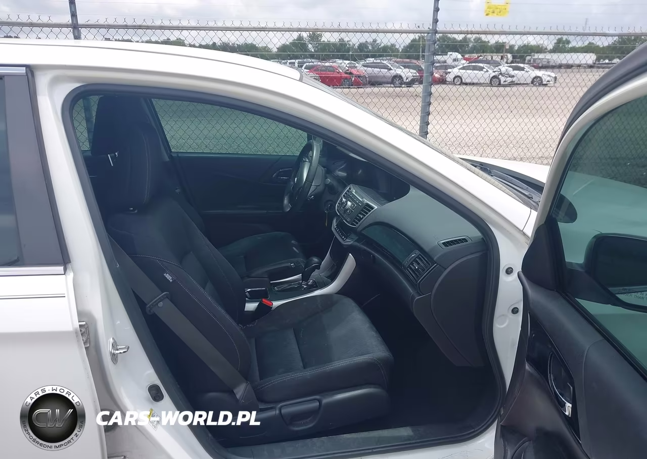 2015 Honda Accord Sport VIN:1HGCR2F52FA096056 - 5