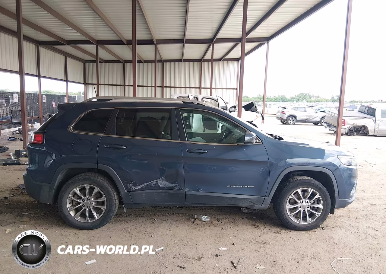 2020 Jeep Cherokee Latitude Lux 4X4 VIN:1C4PJMLX0LD655722 - 13