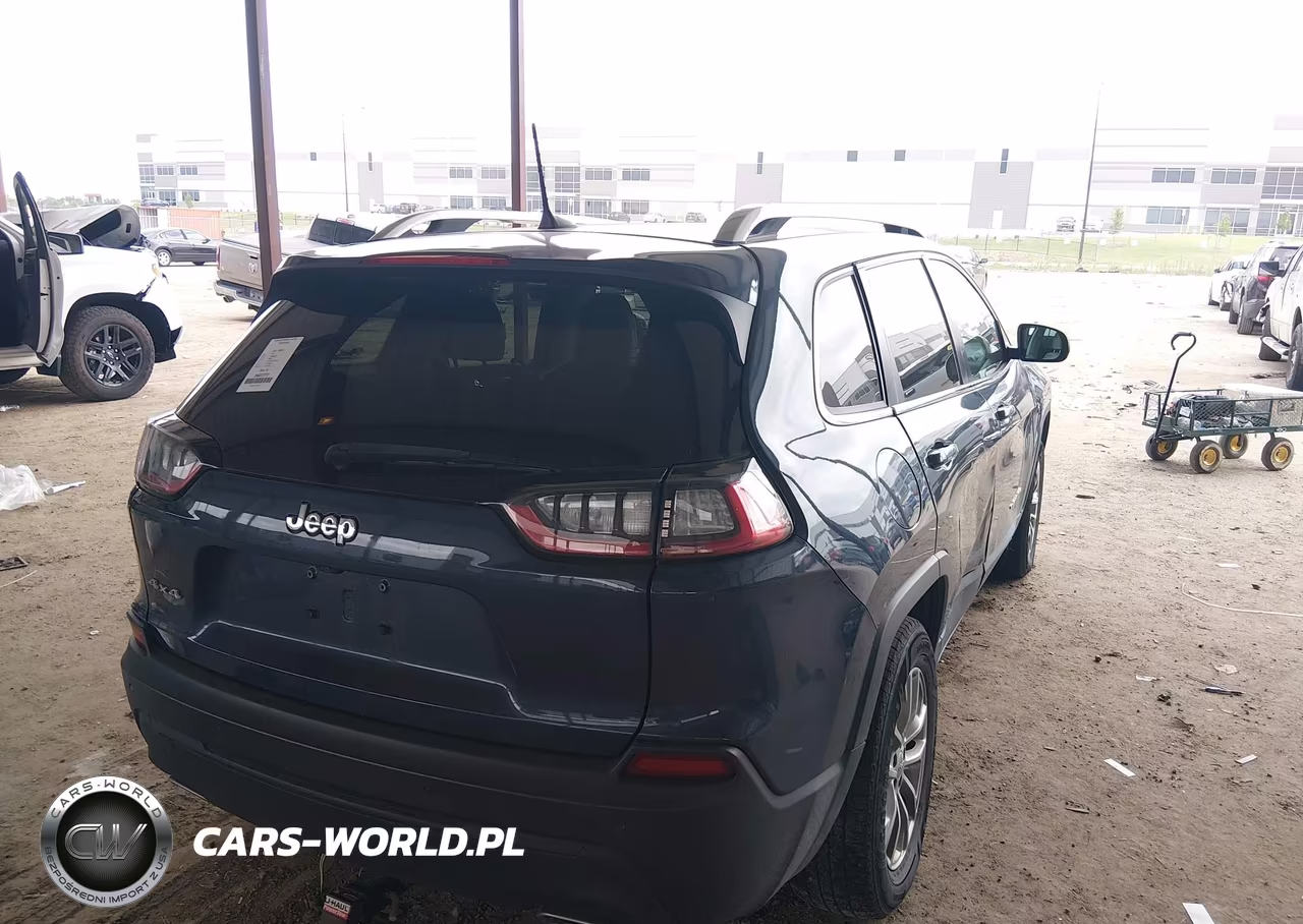 2020 Jeep Cherokee Latitude Lux 4X4 VIN:1C4PJMLX0LD655722 - 4