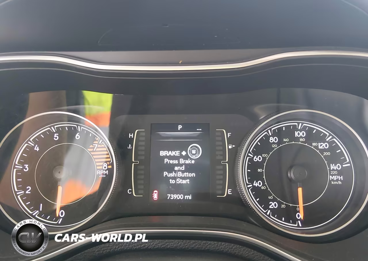 2020 Jeep Cherokee Latitude Lux 4X4 VIN:1C4PJMLX0LD655722 - 7
