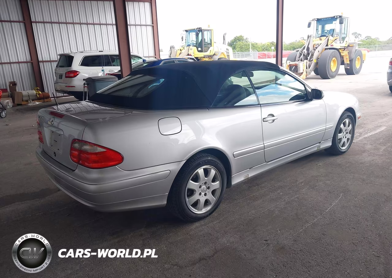 2000 Mercedes-Benz Clk 320 VIN:WDBLK65G8YT038584 - 4