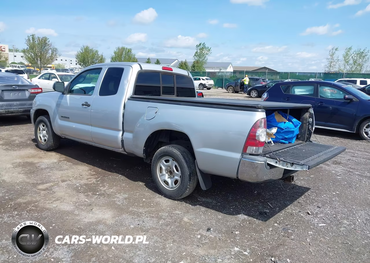 2012 Toyota Tacoma VIN:5TFTX4CN9CX011209 - 3