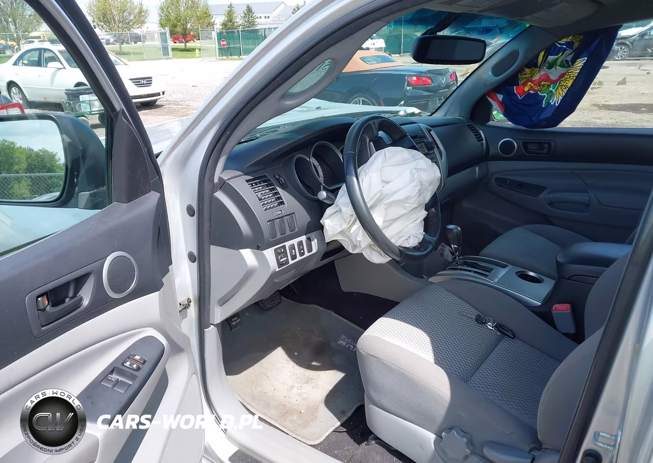 2012 Toyota Tacoma VIN:5TFTX4CN9CX011209 - 5