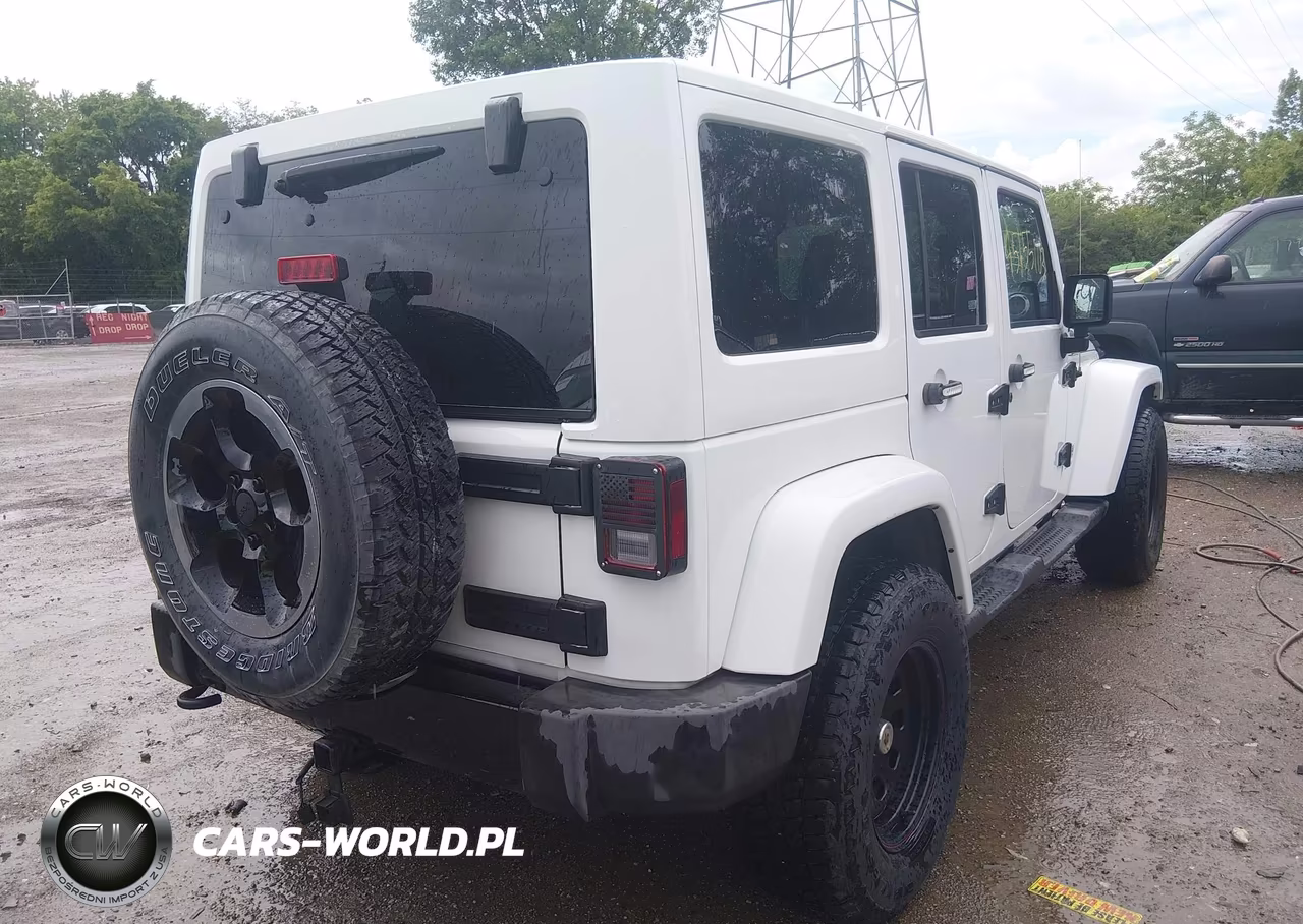 2014 Jeep Wrangler Unlimited Polar Edition VIN:1C4BJWEG4EL216177 - 4