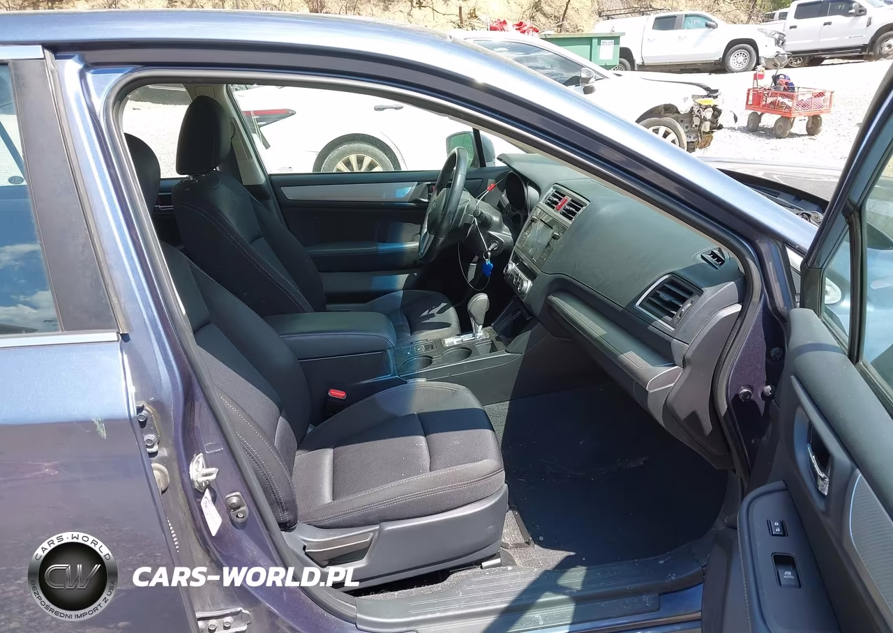 2017 Subaru Legacy 2.5I Premium VIN:4S3BNAD63H3038802 - 5