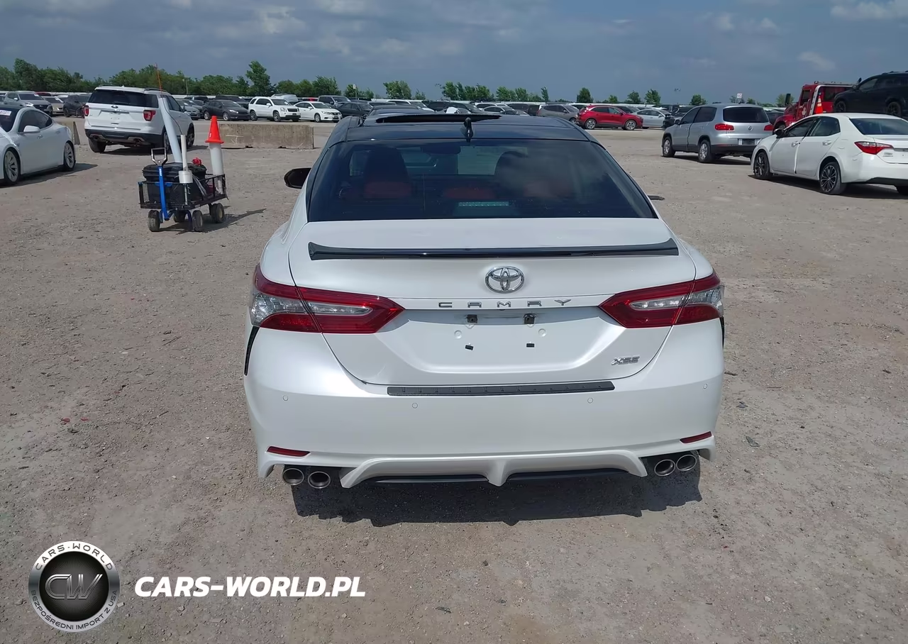 2019 Toyota Camry Xse VIN:4T1B61HKXKU193834 - 16