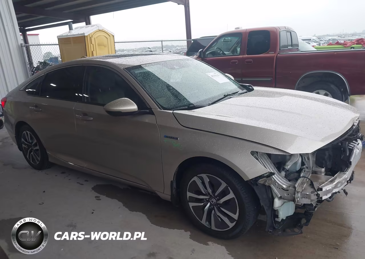 2018 Honda Accord Hybrid Touring VIN:1HGCV3F95JA017069 - 13