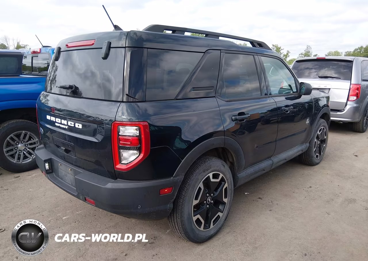 2022 Ford Bronco Sport Outer Banks VIN:3FMCR9C65NRD85226 - 4