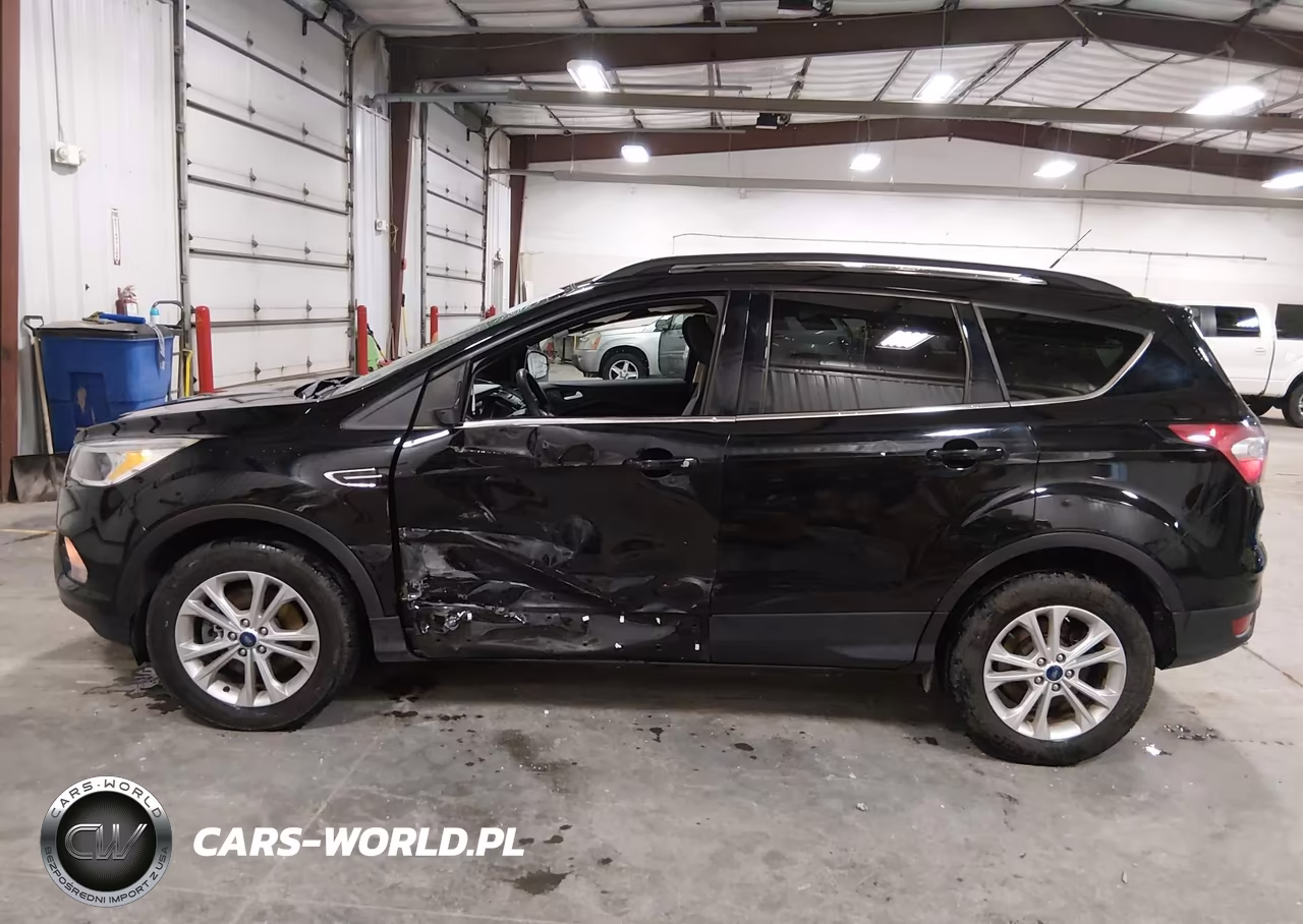 2018 Ford Escape Se VIN:1FMCU9GD5JUB45877 - 15