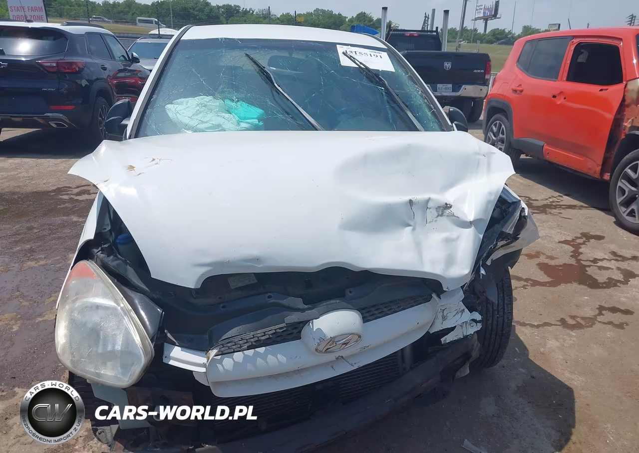 2009 Hyundai Accent Gs VIN:KMHCM36C49U112032 - 6