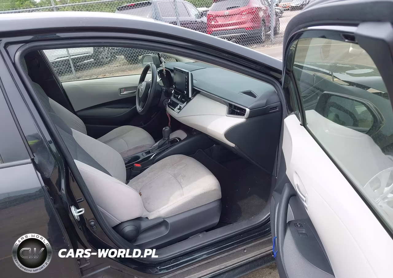 2021 Toyota Corolla Le VIN:JTDEPMAE1MJ164814 - 5