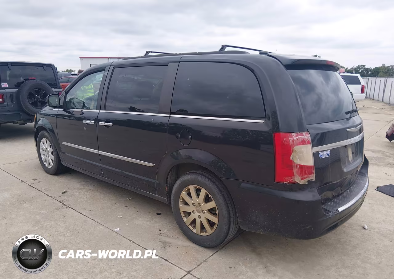 2015 Chrysler Town & Country Touring VIN:2C4RC1BGXFR753760 - 3