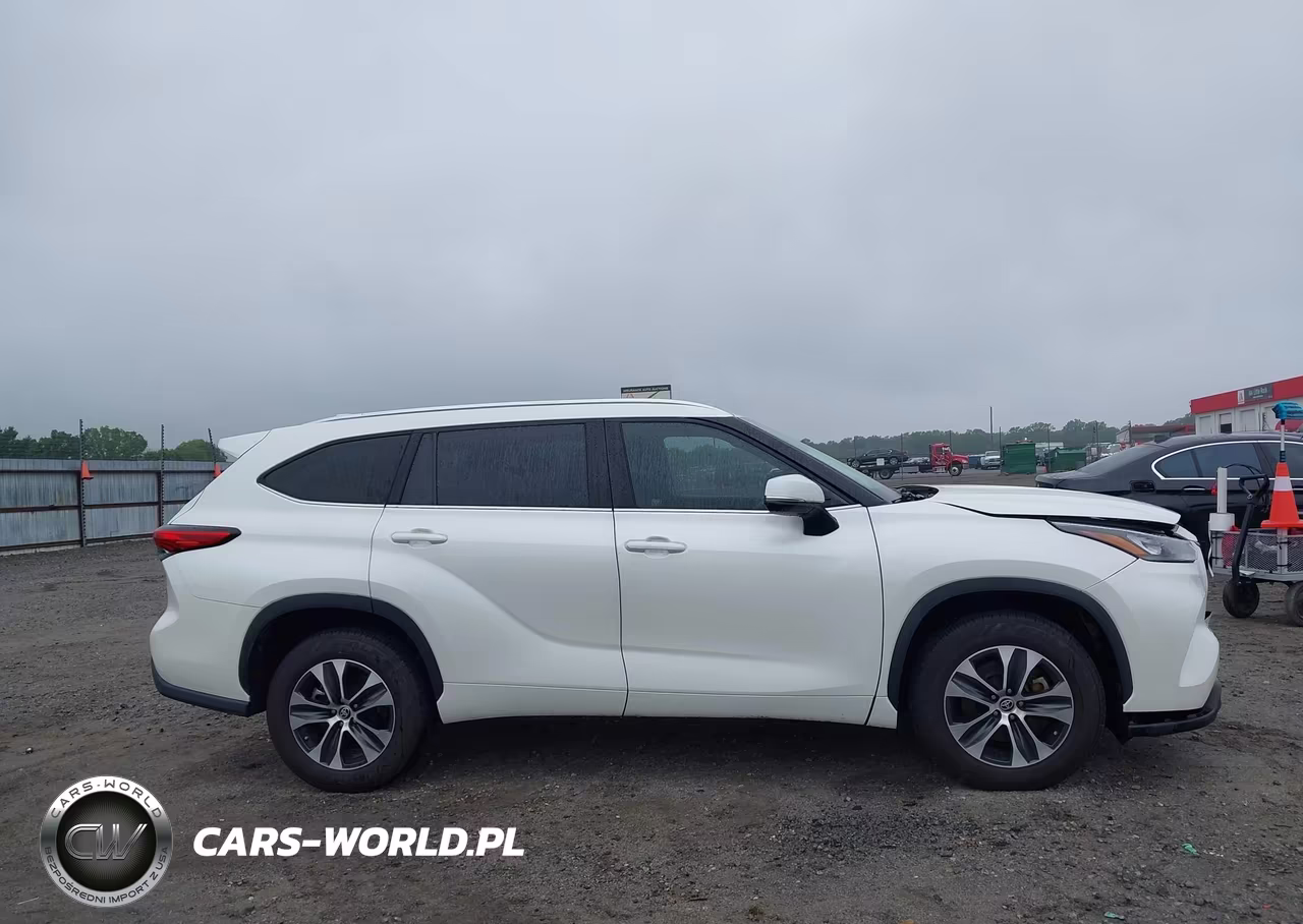 2020 Toyota Highlander Xle VIN:5TDHZRAH8LS513421 - 12