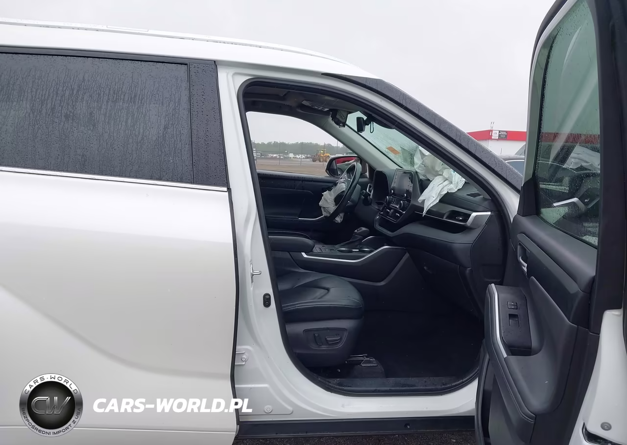 2020 Toyota Highlander Xle VIN:5TDHZRAH8LS513421 - 5