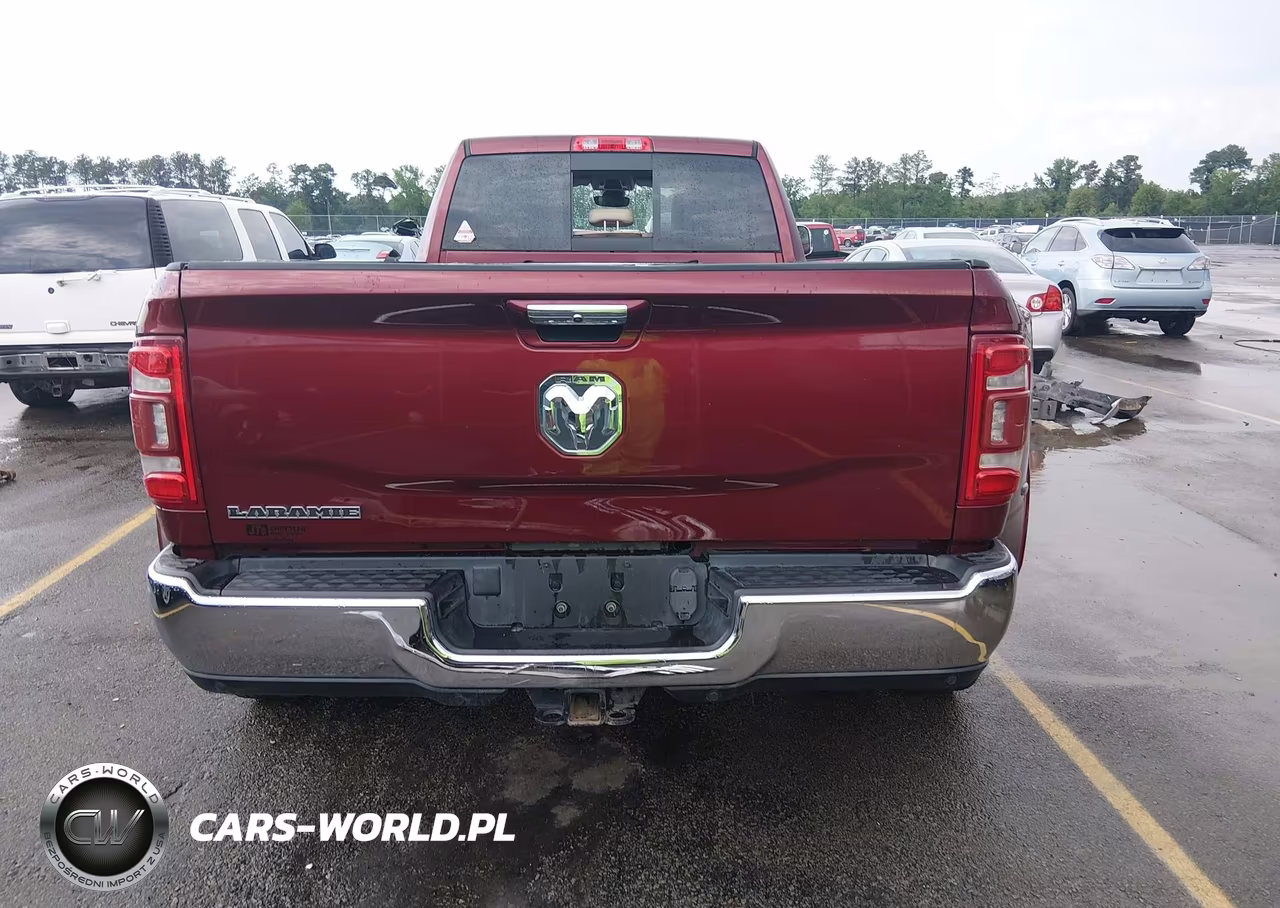 2022 Ram 3500 VIN:3C63RPJL7NG318213 - 15