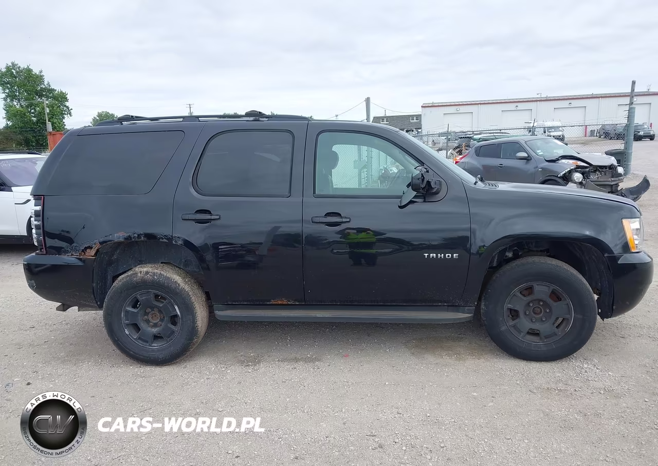2010 Chevrolet Tahoe Lt VIN:1GNUKBE05AR100776 - 13