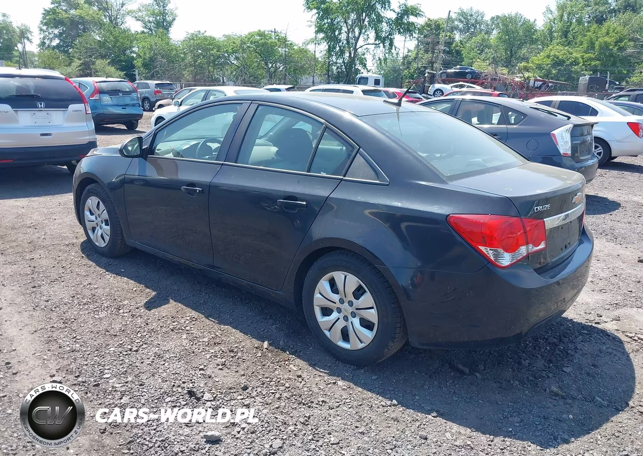 2014 Chevrolet Cruze Ls Auto VIN:1G1PA5SG0E7340520 - 3