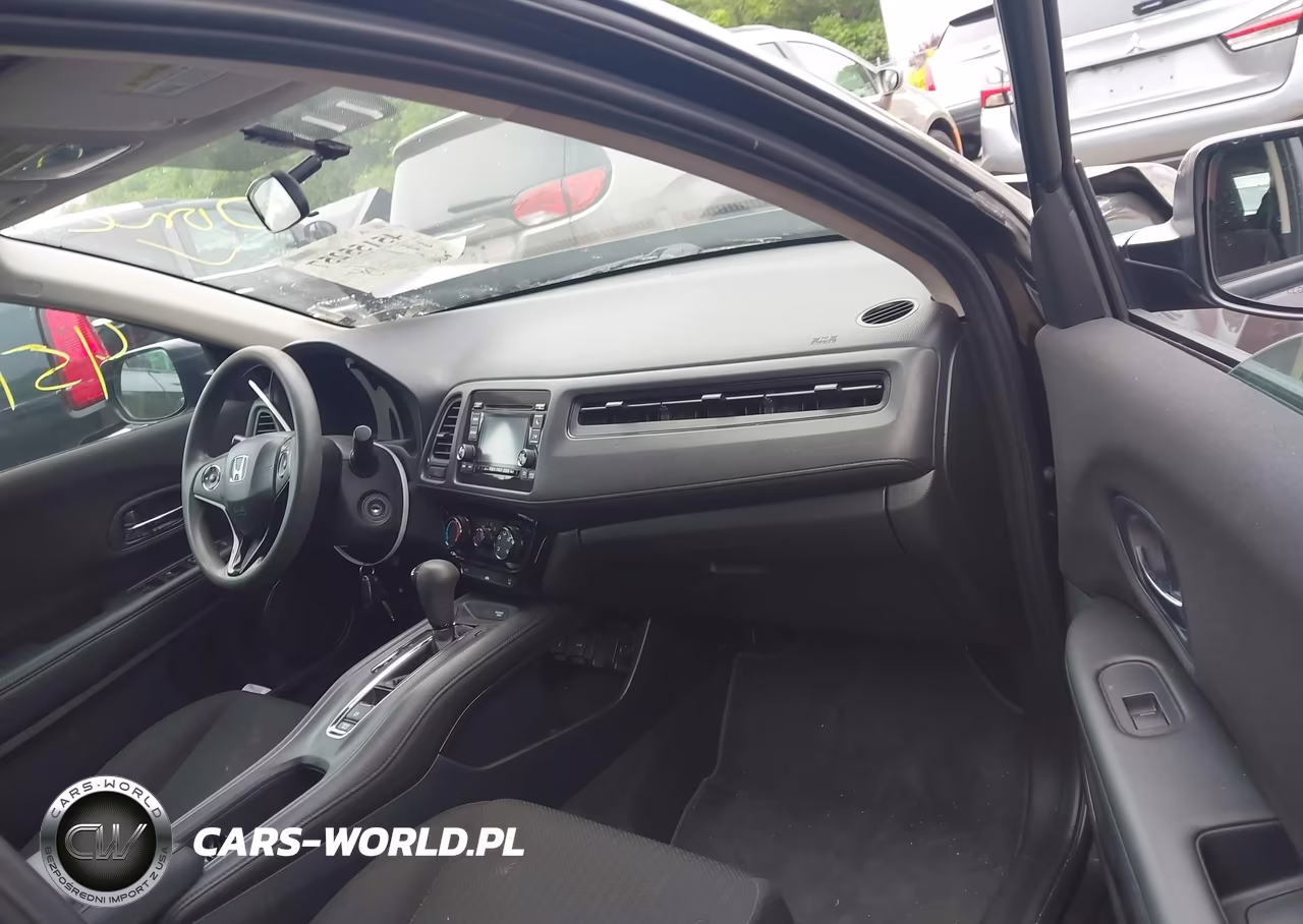 2017 Honda Hr-V Lx VIN:3CZRU6H34HG704619 - 5
