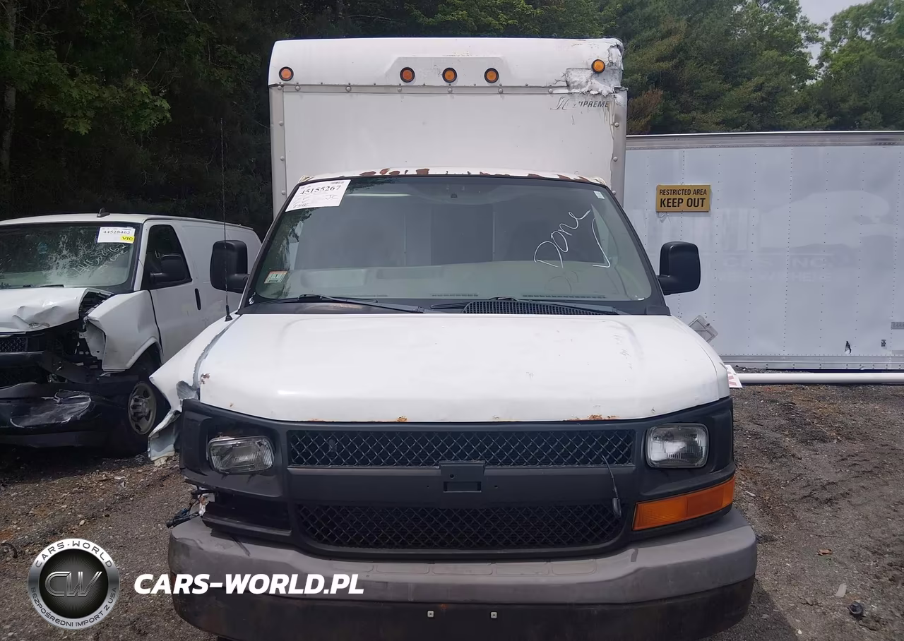 2007 GMC Savana Cutaway Work Van VIN:1GDHG31V871248782 - 12