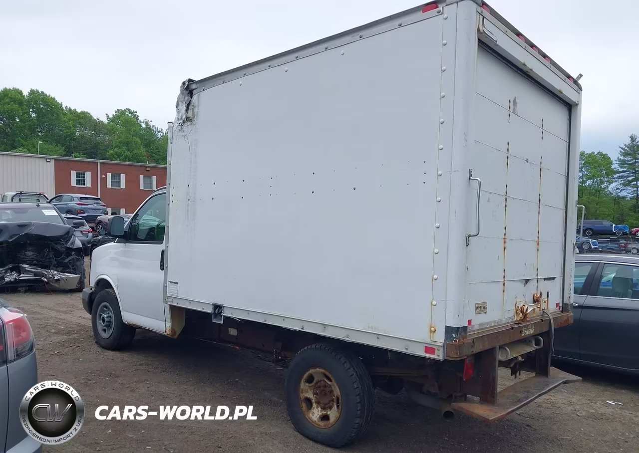 2007 GMC Savana Cutaway Work Van VIN:1GDHG31V871248782 - 3