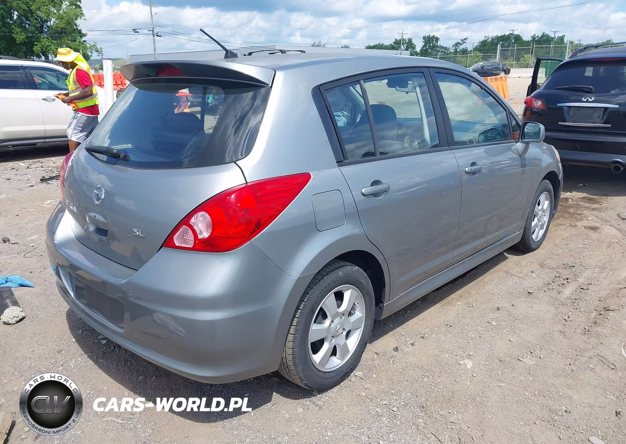 2008 Nissan Versa 1.8Sl VIN:3N1BC13E08L368886 - 4