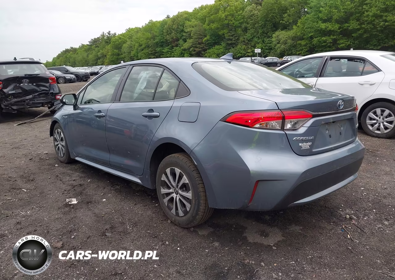 2020 Toyota Corolla Hybrid Le VIN:JTDEBRBE7LJ012660 - 3
