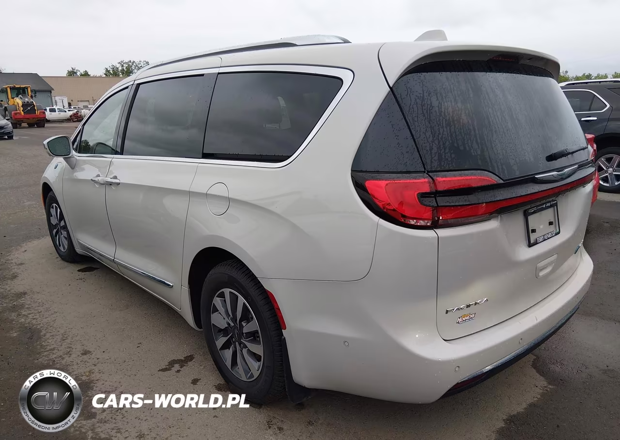 2021 Chrysler Pacifica Hybrid Limited VIN:2C4RC1S79MR572906 - 3