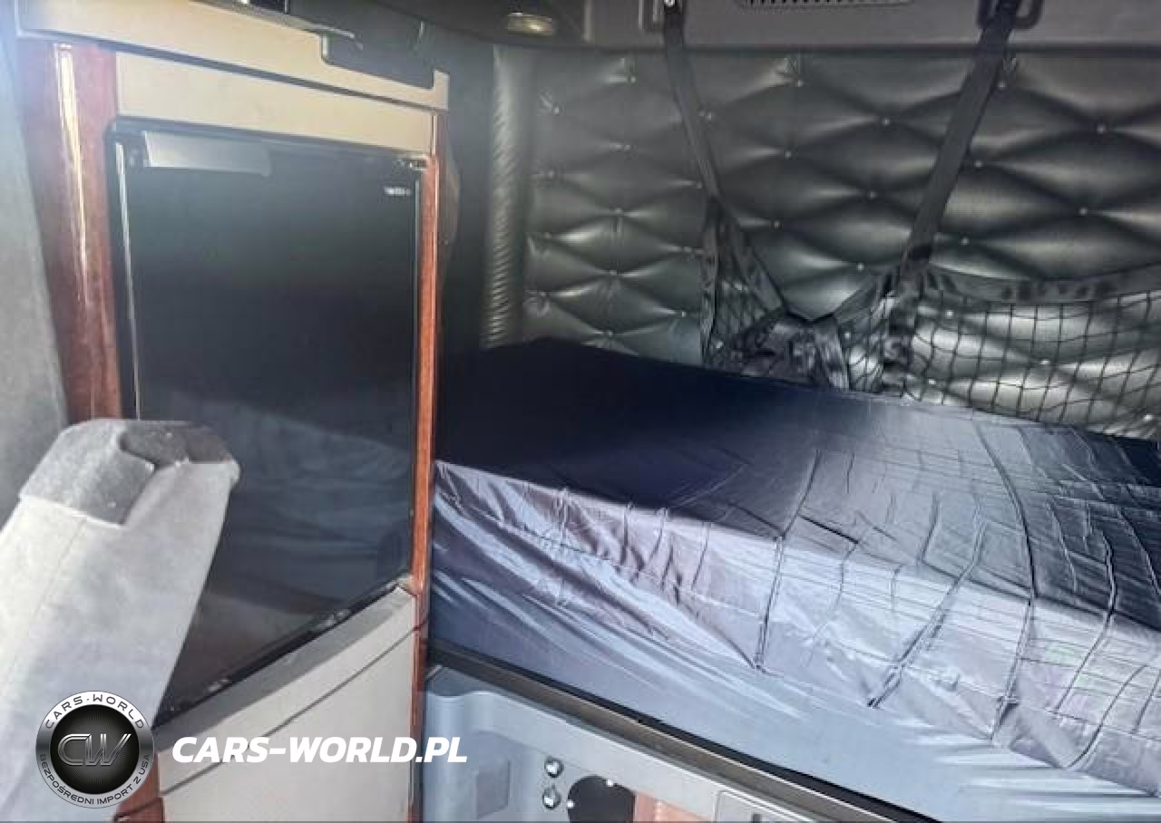 2016 Freightliner Cascadia 125 VIN:3AKJGLD53GSHE0878 - 13