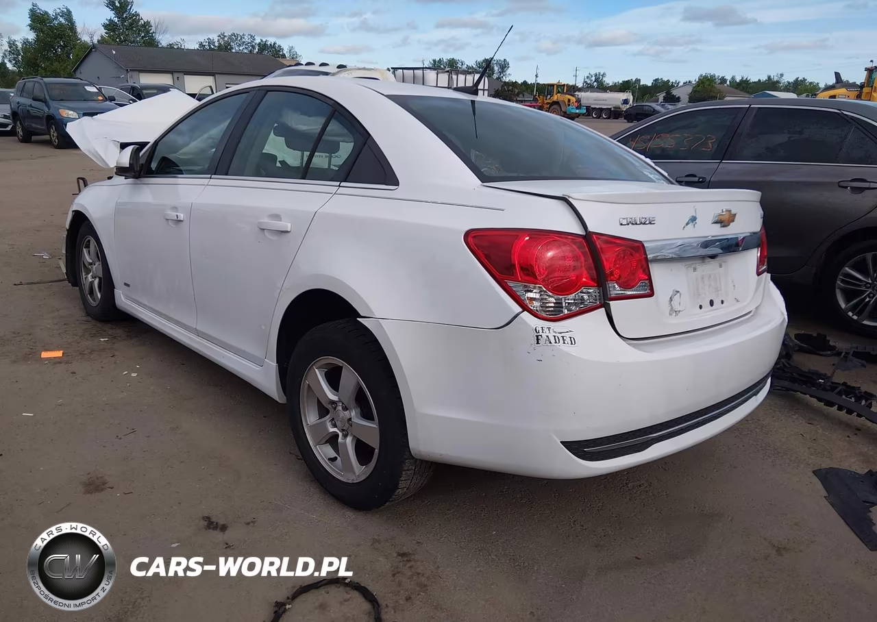 2014 Chevrolet Cruze 1Lt Auto VIN:1G1PC5SB3E7320082 - 3