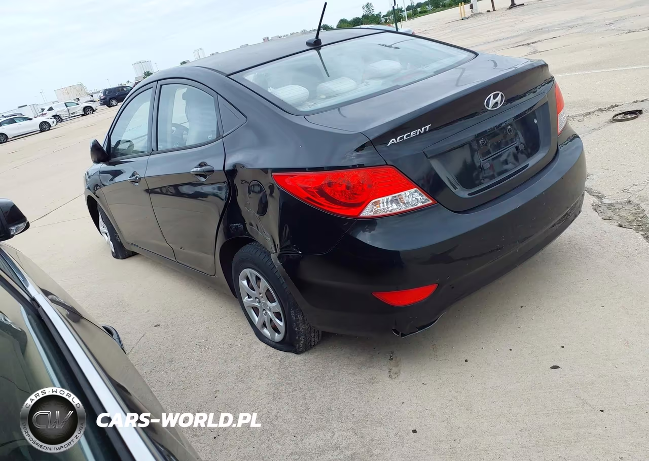 2013 Hyundai Accent Gls VIN:KMHCT4AE1DU310397 - 3