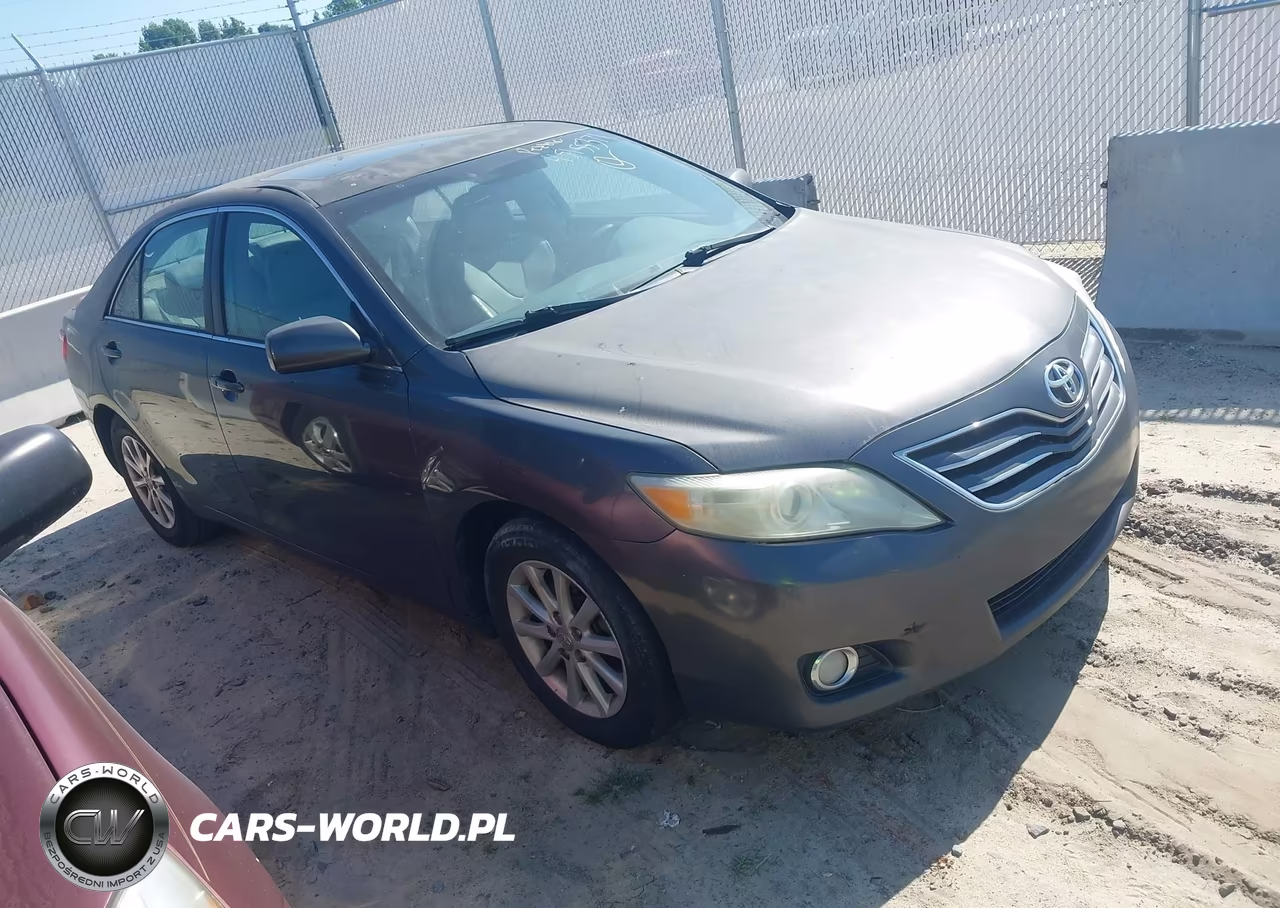 2011 Toyota Camry Xle V6