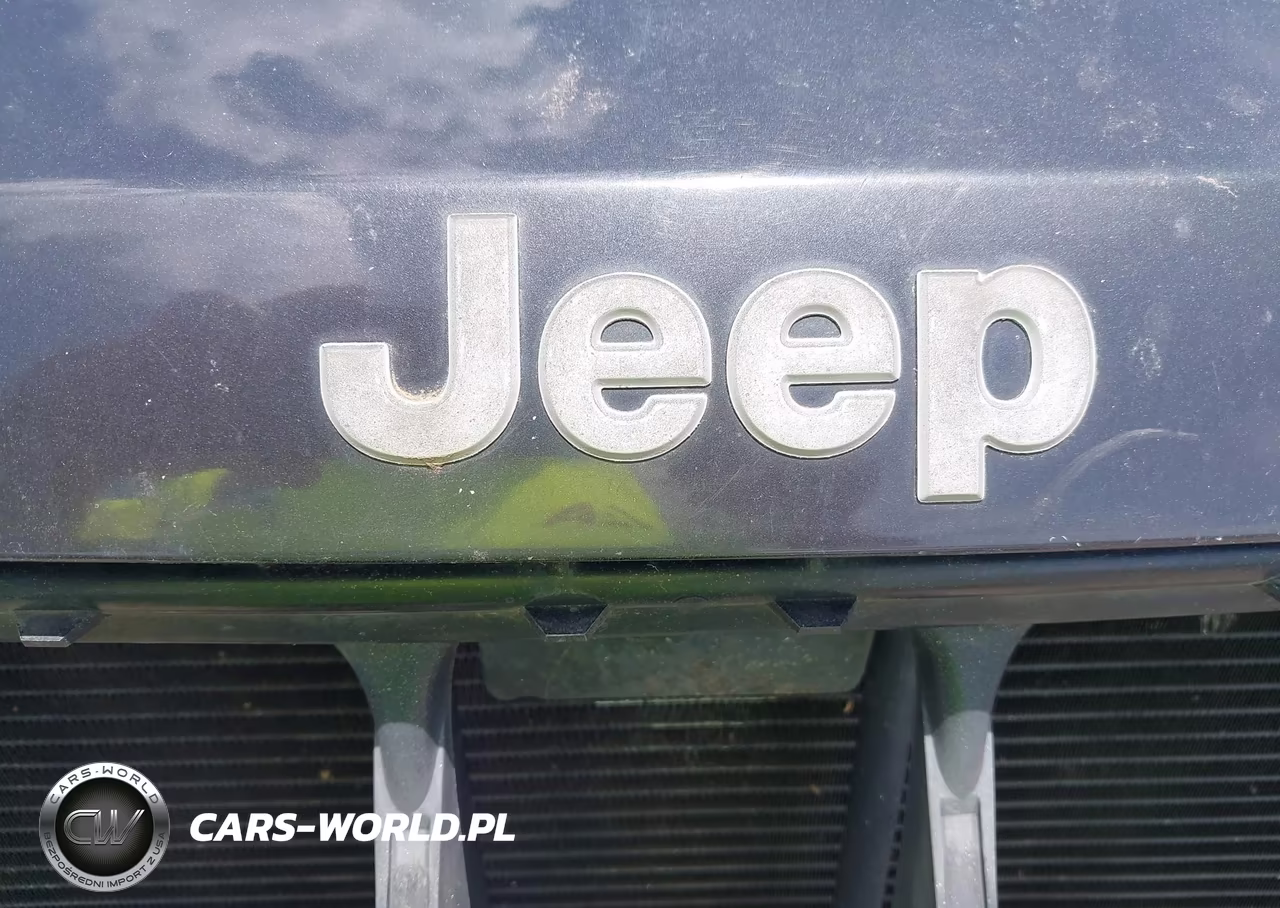 1999 Jeep Grand Cherokee Laredo VIN:1J4GW58S7XC751373 - 12