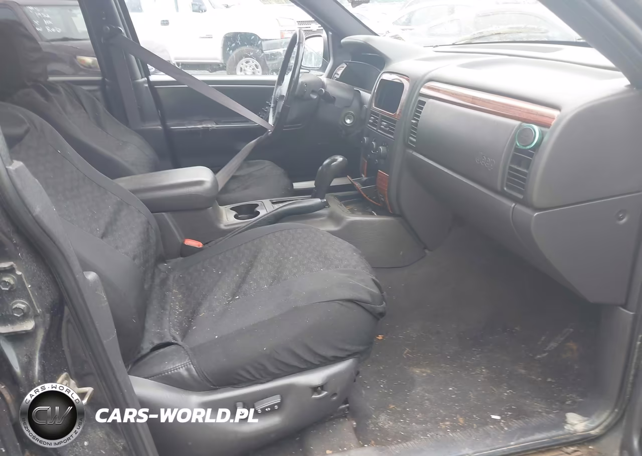 1999 Jeep Grand Cherokee Laredo VIN:1J4GW58S7XC751373 - 5