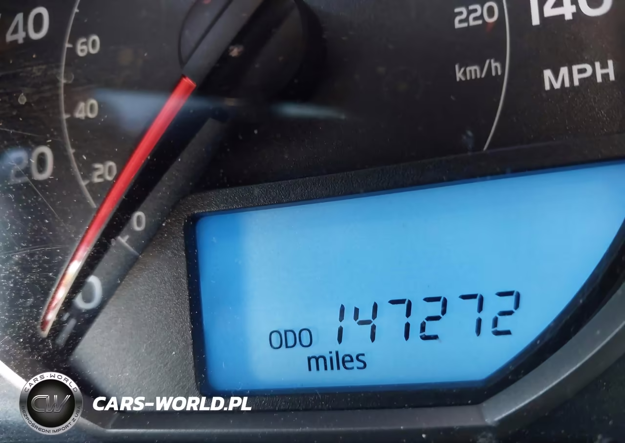 2016 Toyota Rav4 Le VIN:JTMBFREV7GJ076657 - 14
