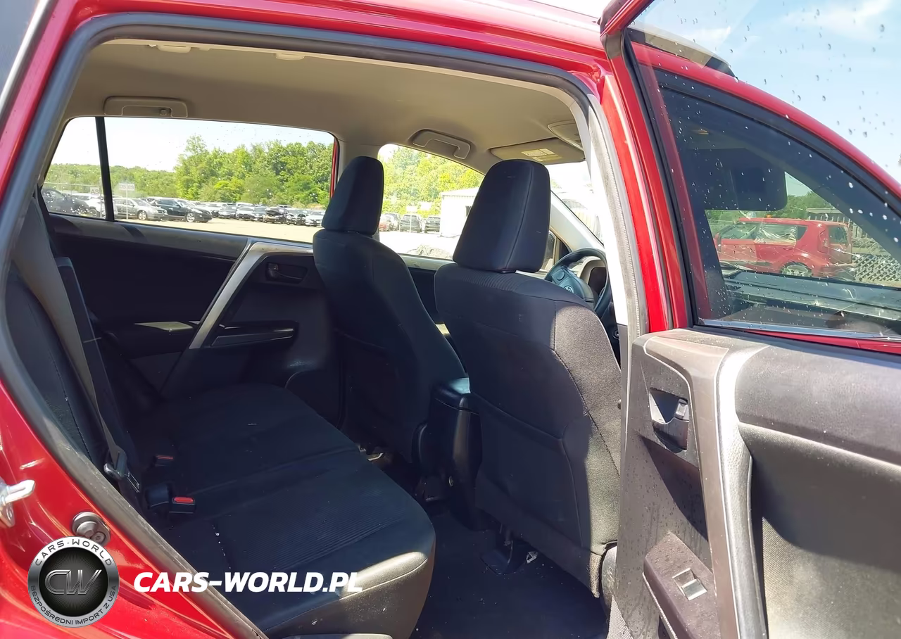 2016 Toyota Rav4 Le VIN:JTMBFREV7GJ076657 - 8