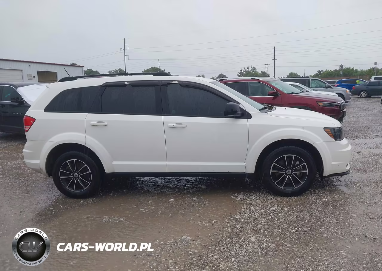 2018 Dodge Journey Se VIN:3C4PDCAB1JT216660 - 13