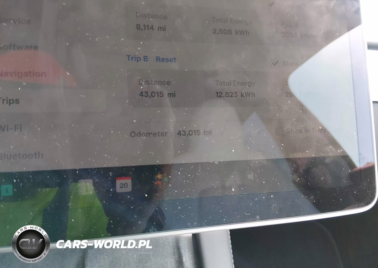 2023 Tesla Model Y VIN:7SAYGDEE7PA198050 - 7