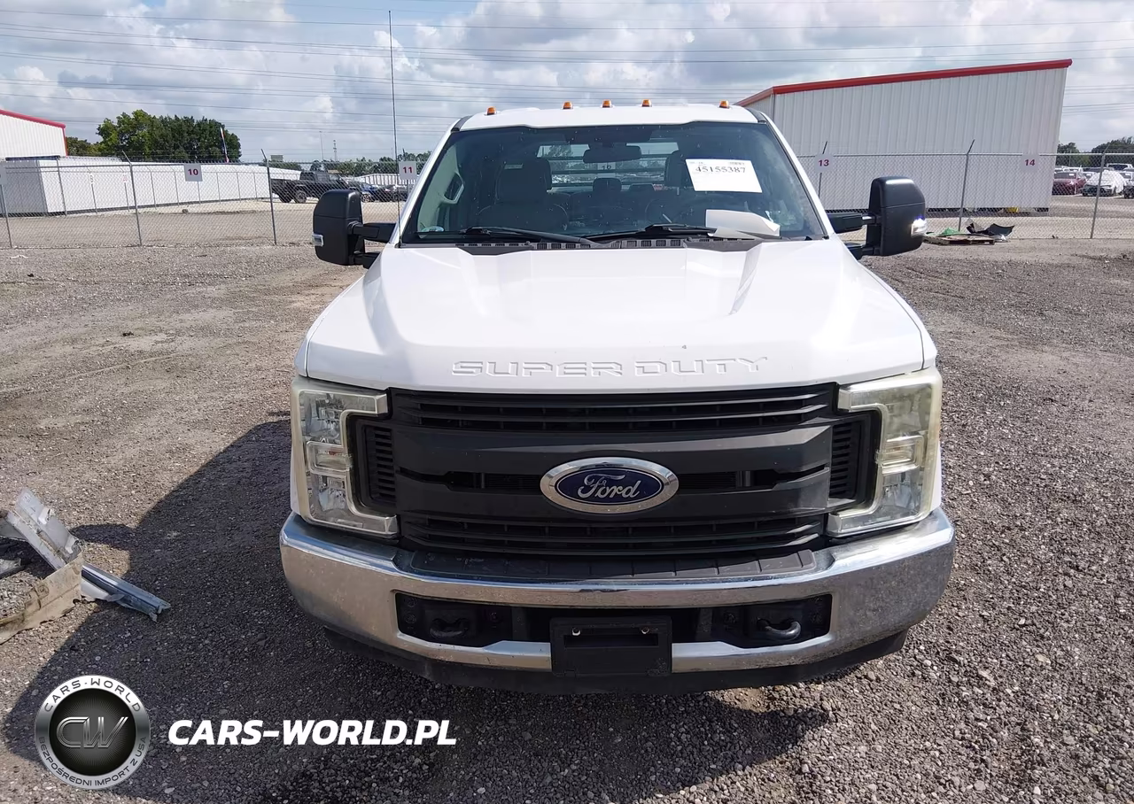 2017 Ford F-350 Chassis Xl VIN:1FD8W3G62HEB62641 - 12